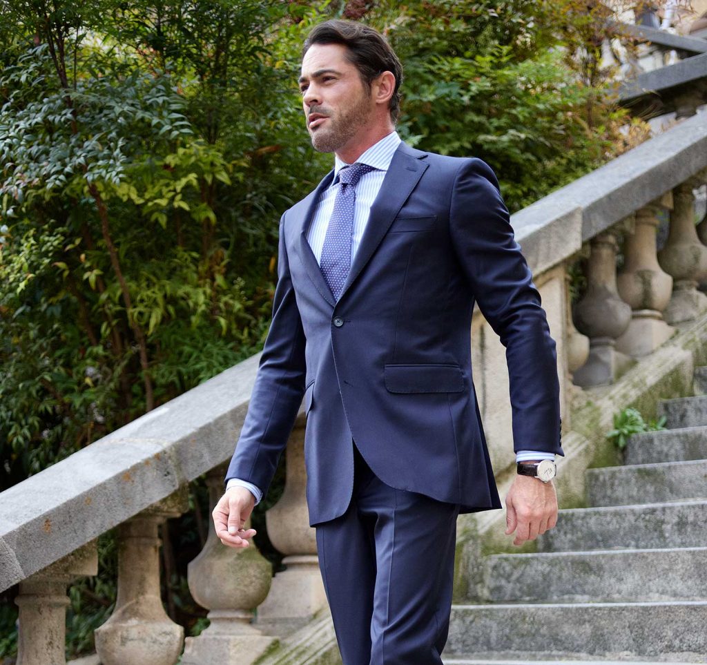 Costume bleu marine di castri